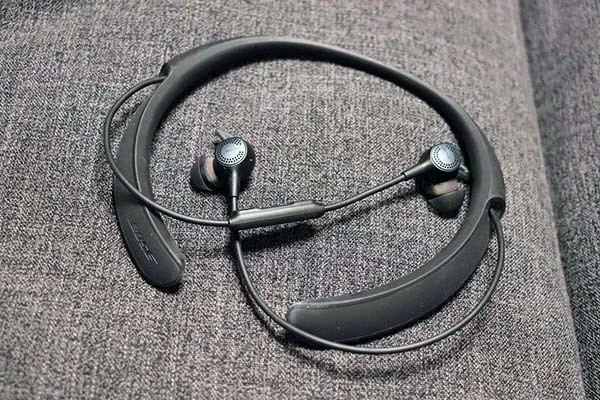 蓝牙耳机连接上没声音怎么回事