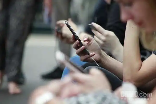 手残党直摇头！苹果让你自己修iPhone 这在国内能成吗？