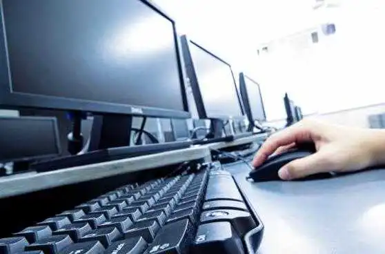 做程序员需要学哪些东西